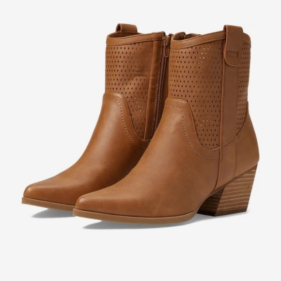 Dolce Vita Kirby Perforated Camel Western Boots Size 10 Womens - Picture 1 of 6